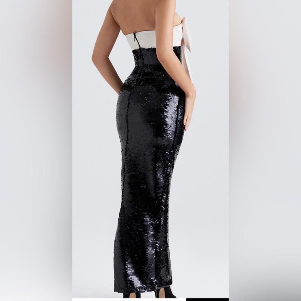 HOUSE OF CB - BLACK SEQUIN STRAPLESS BOW DRESS - Picture 4 of 15